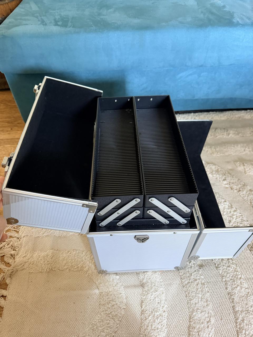 Make-up koffer grijs chrome
