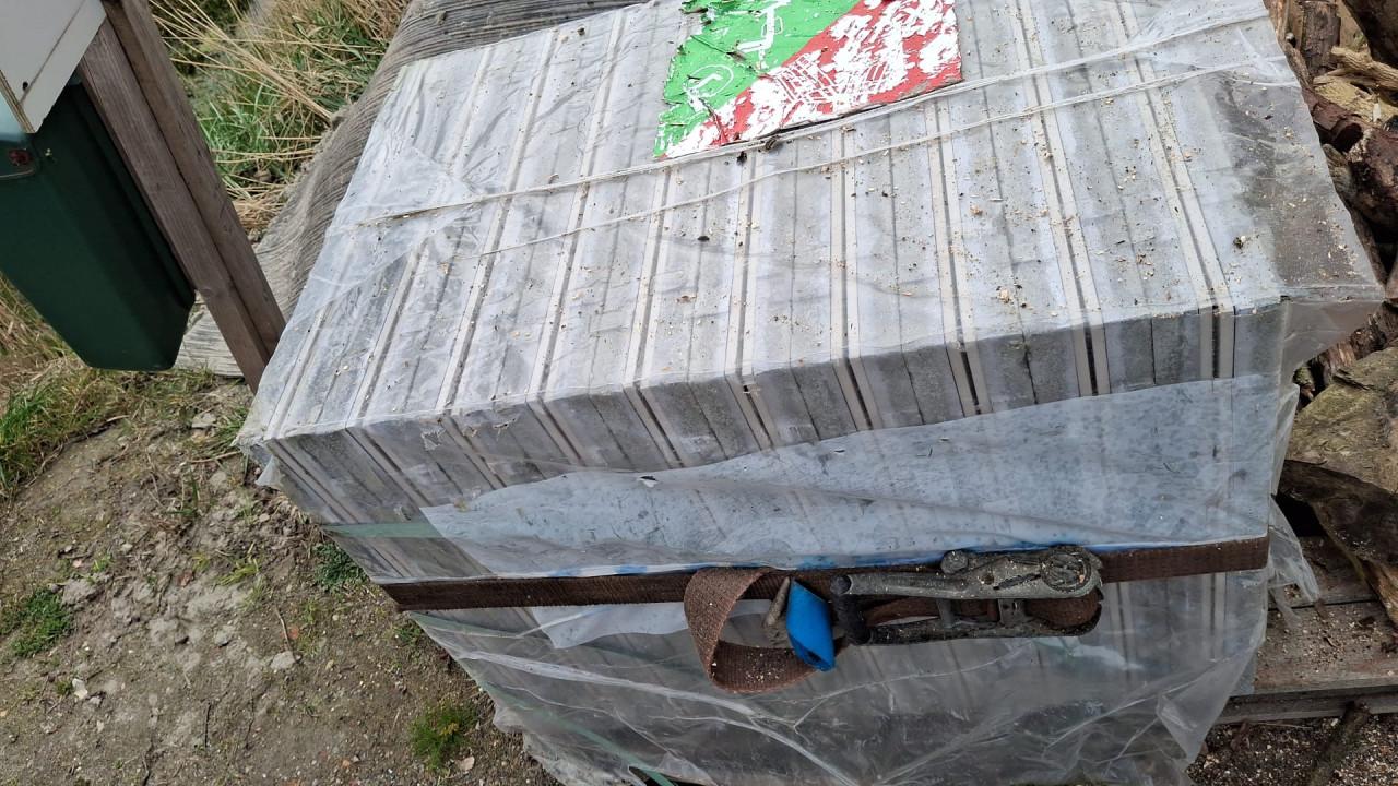 Nieuwe keramische terras/tuintegels