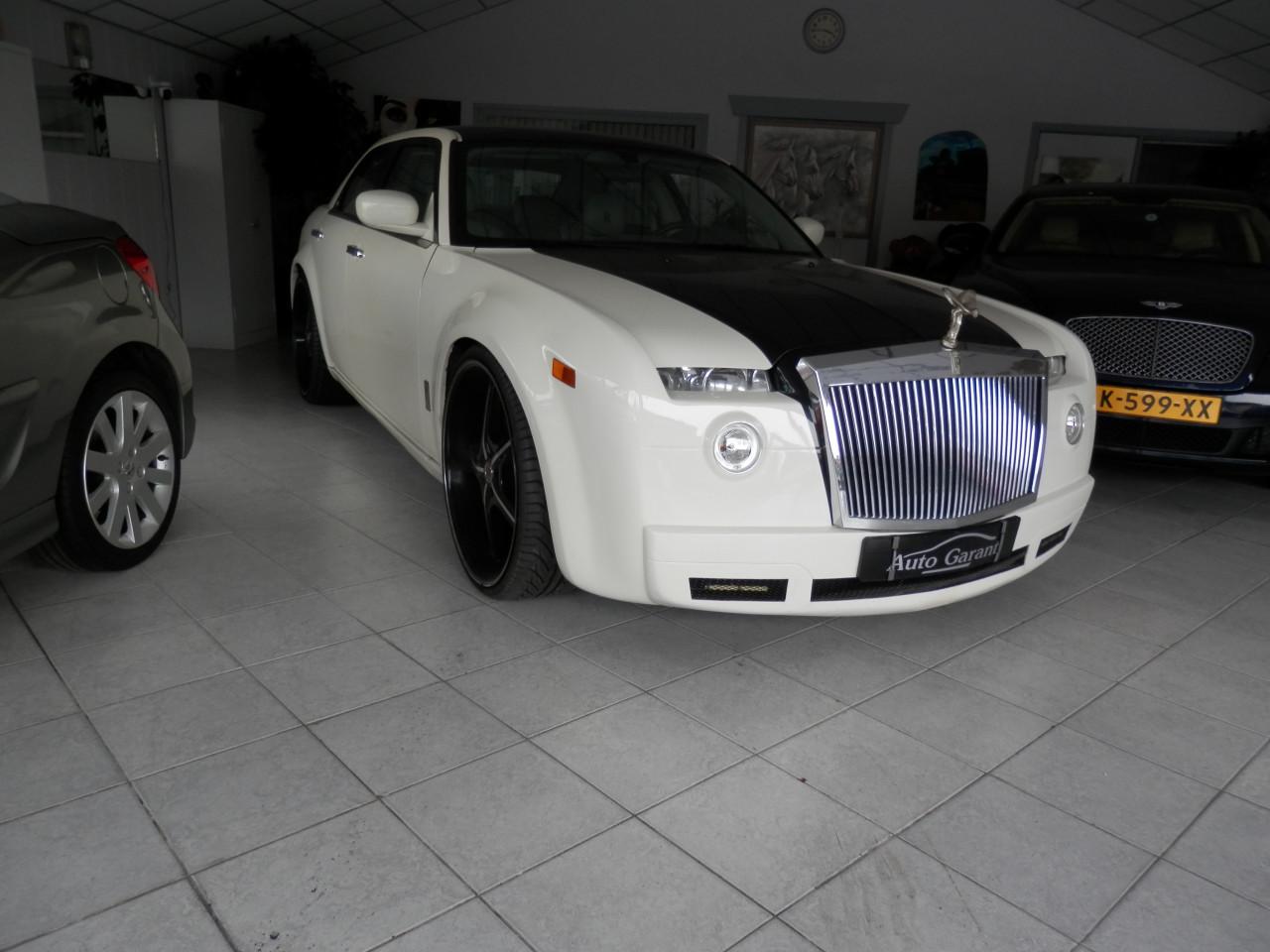 Auto Garant Biedt Aan: Chrysler 300c Special Edition