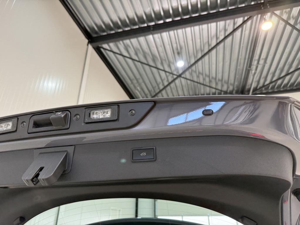 Cupra Formentor 1.4 e-hybrid 245pk vz | pano dak | brembo