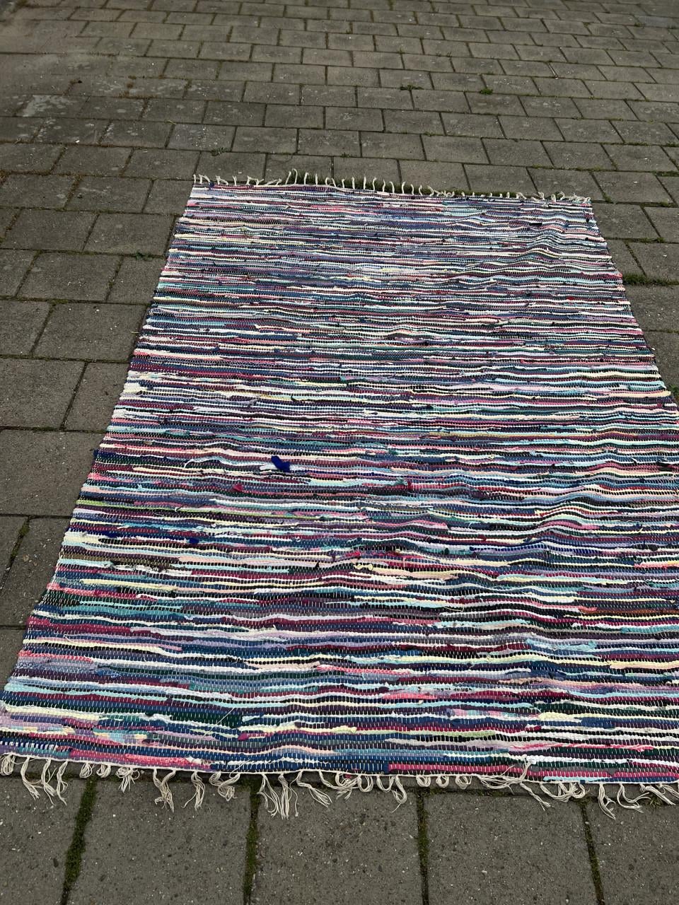Wole Vloerkleed multi kopen 240x170 cm. Nieuwprijs €90,-