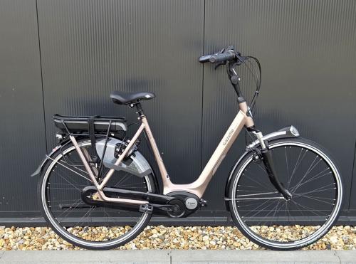 Gazelle C8 Hybrid Bosch Active Line 400Wh  57cm