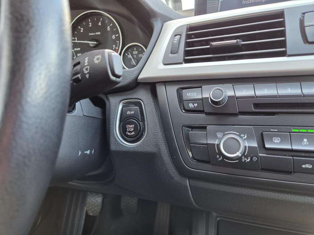 BMW 3-serie touring 320i executive