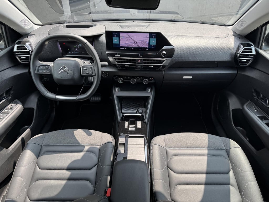 Citroen Ë-c4 shine 50 kwh | trekhaak afneembaar | panoramadak | stoelverwar