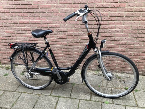 Nette damesfiets.
