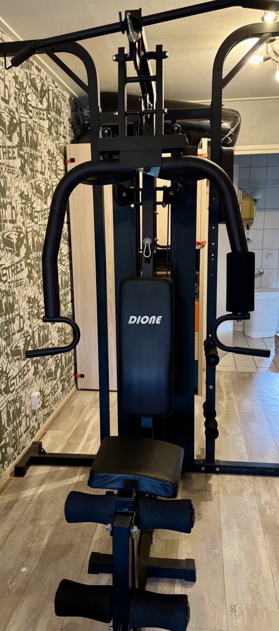 Dione kracht station