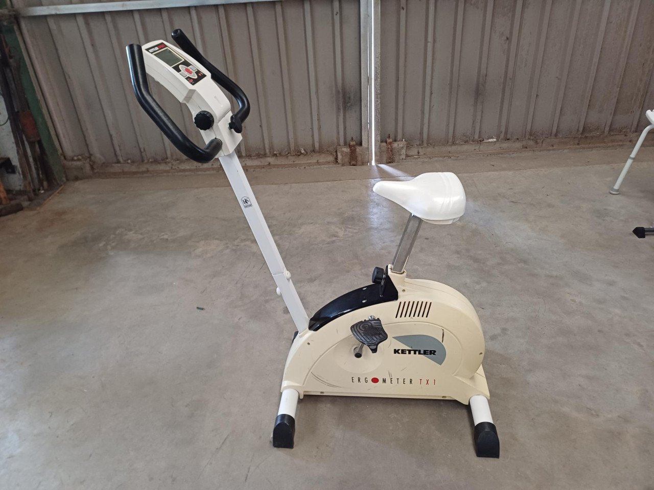 HOMETRAINER