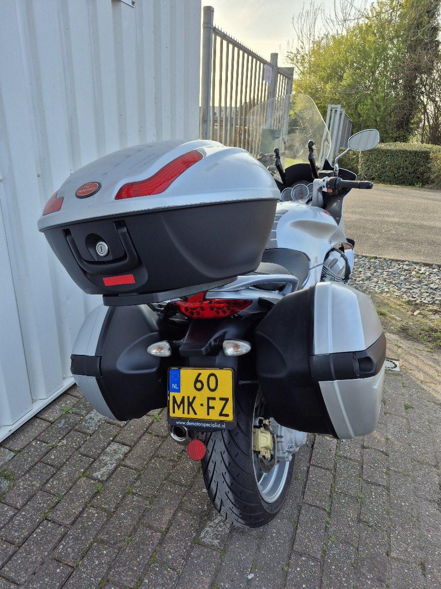 Moto Guzzi Norge 1200GTL uit 2010, dikke toermotor