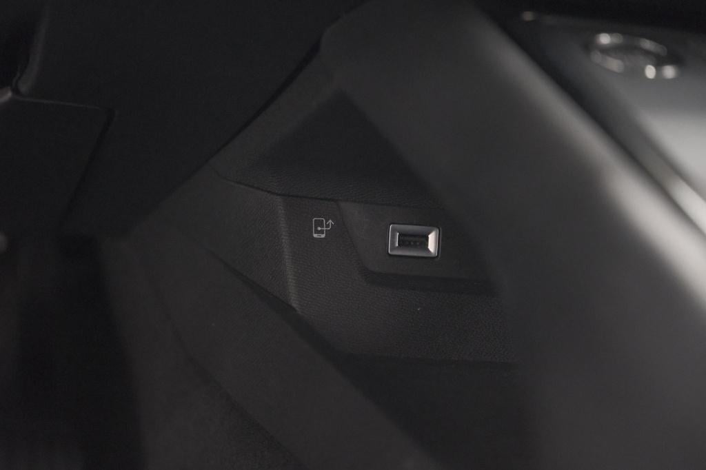 Peugeot 508 sw puretech 130 eat8 allure pack | camera | adaptieve cruise co