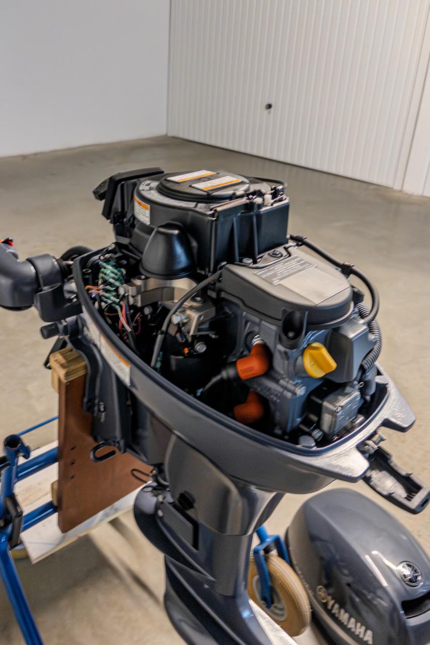 Buitenboordmotor YAMAHA 6 PK 2 cilinder Viertakt kortstaart