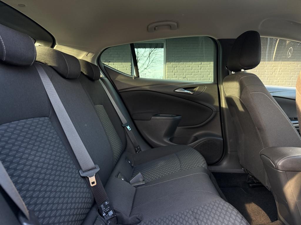 Opel Astra 1.0 innovation // automaat // 65.000km //
