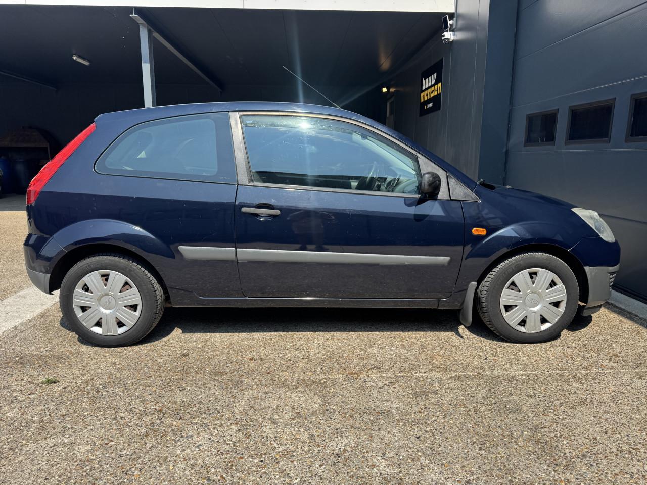 Ford Fiesta 1.3 51KW Futura 3DRS 2007 Blauw Airco Apk Nap