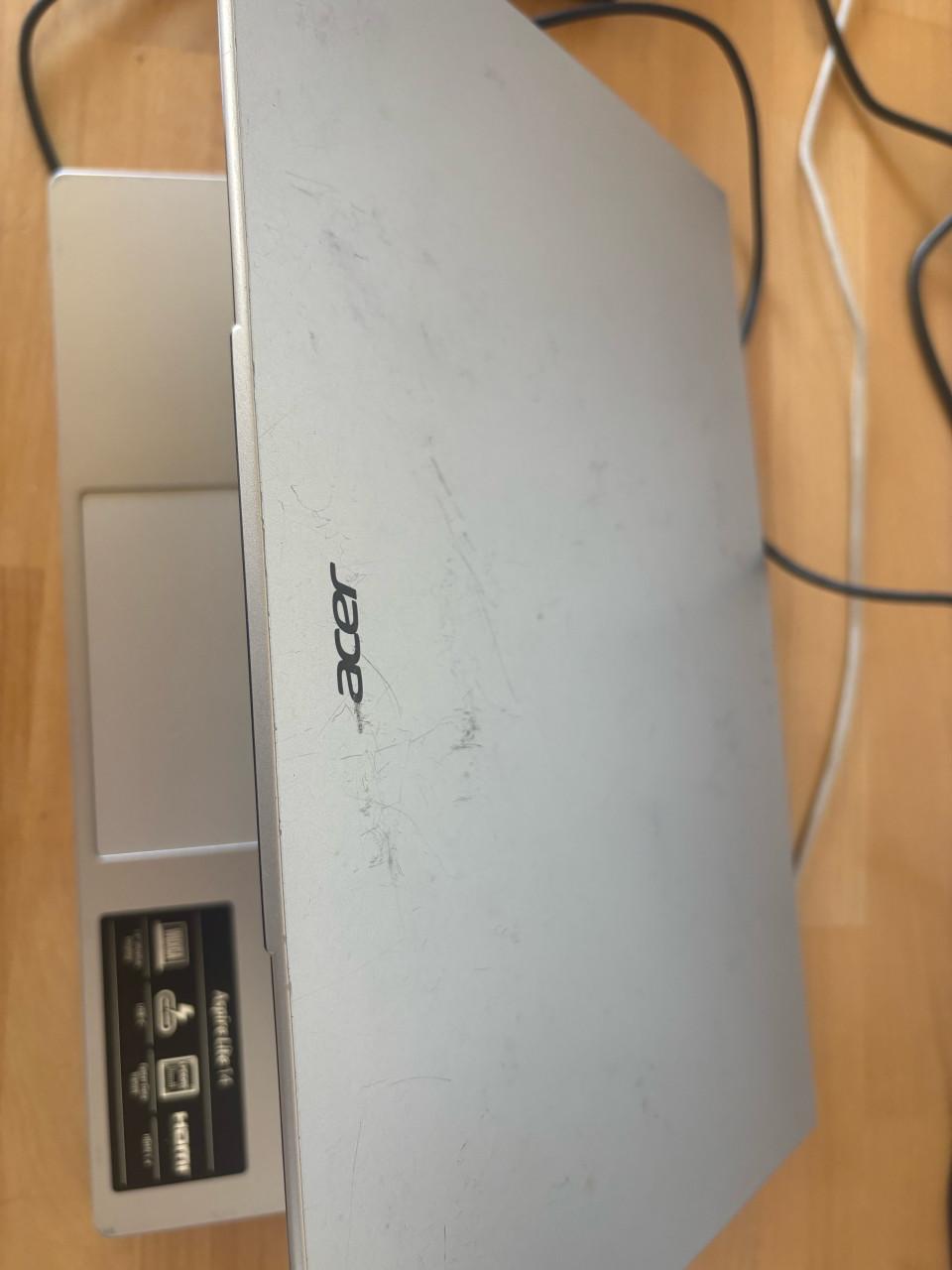 Laptop Acer aspire lite AL 14-32P-32LE zilver