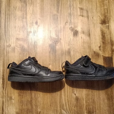 Nike air force one maat 28
