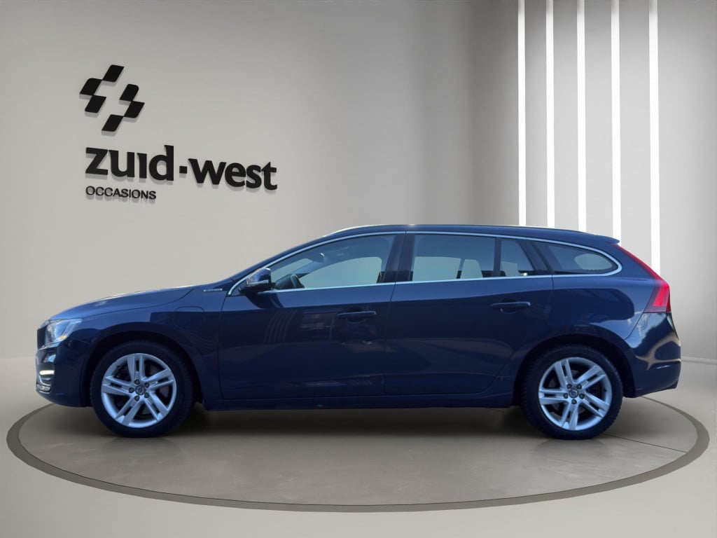 Volvo V60 2.4 d6 awd plug-in hybrid summum stoelverwarming
