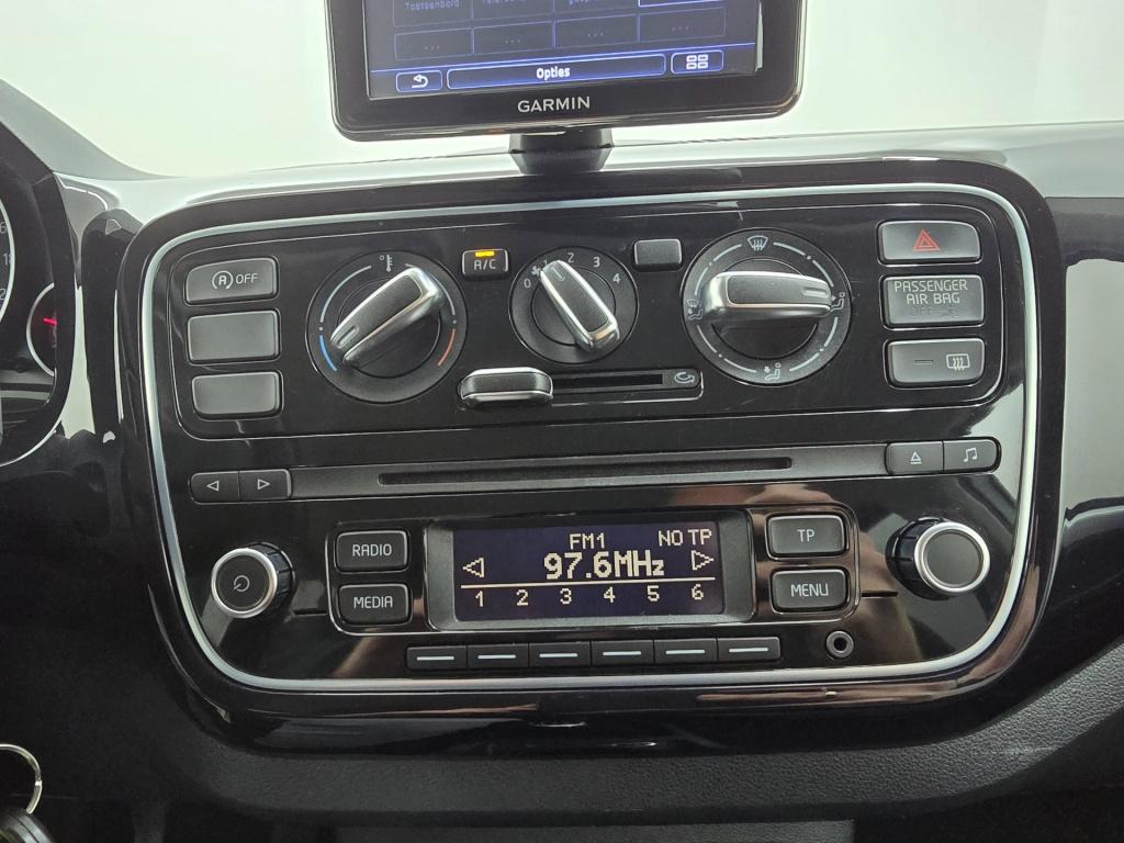 Volkswagen UP! occasion 1.0 high up! met cruisecontrol | tweedehands volksw