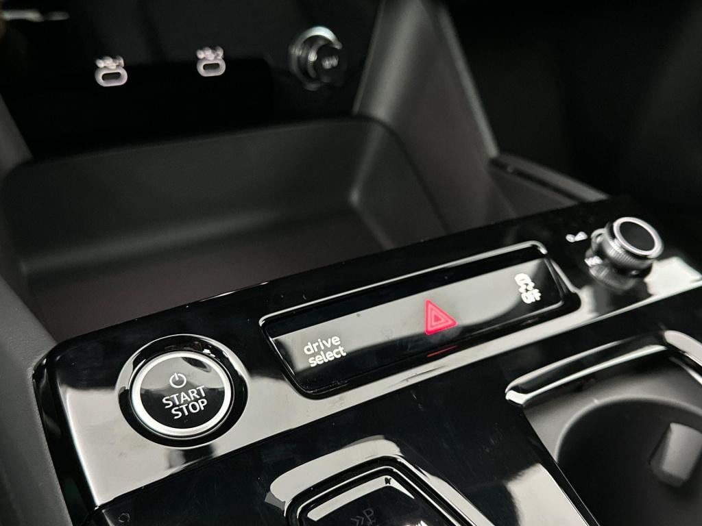 Audi A6 Avant E-tron s edition e-tron 100kwh 270 kw / 367 pk avant elek