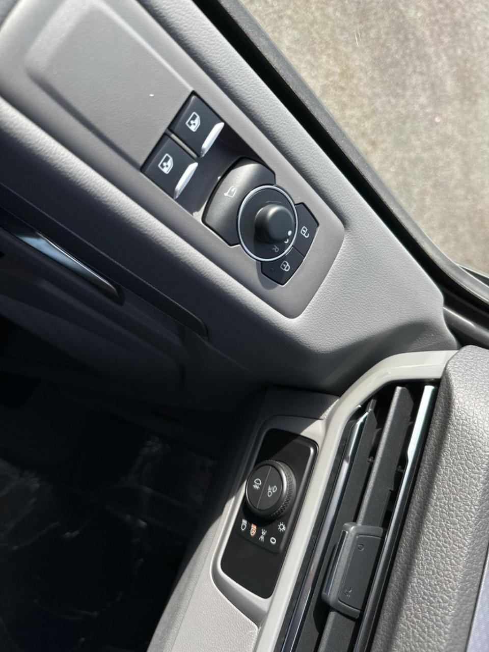 Volkswagen Transporter 2.0 tdi l2h1 30 style