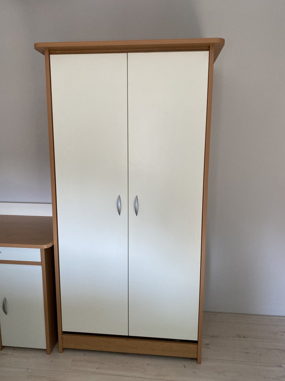 Kast en bureau