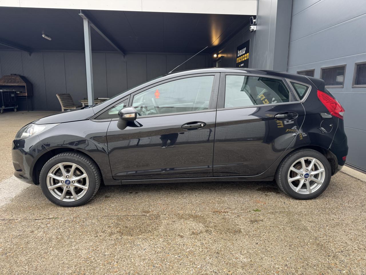 Ford Fiesta 1.25 44KW Champion 5DRS 2013  Airco Apk  Nap
