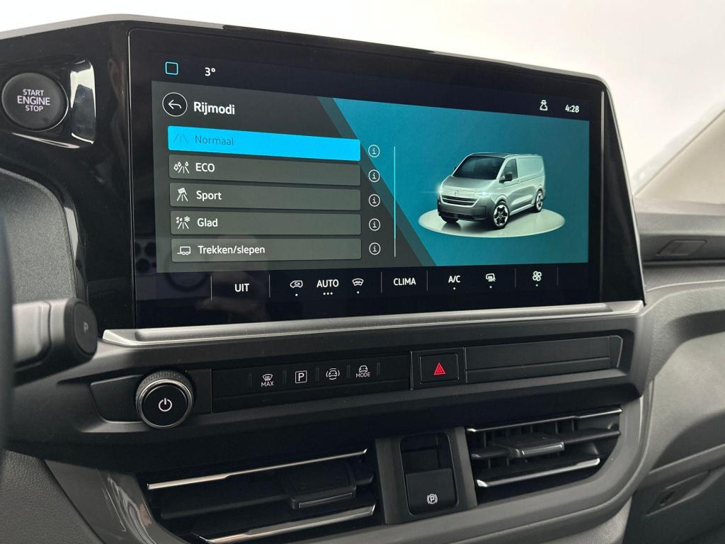 Volkswagen Transporter 2.0 tdi l1h1 28 style