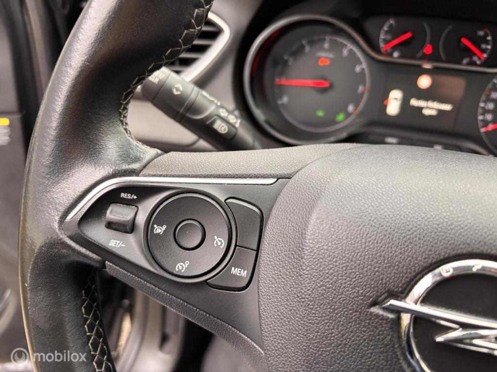Opel Grandland X 1.2 turbo innovation trekhaak navi