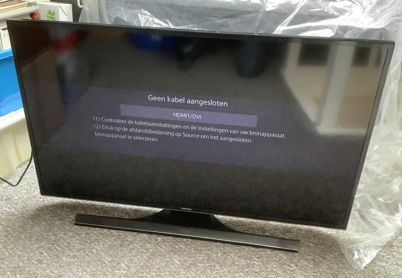 Samsung 4K UHD Smart TV (model UE40JU6400) van 40 inch. Defect ?