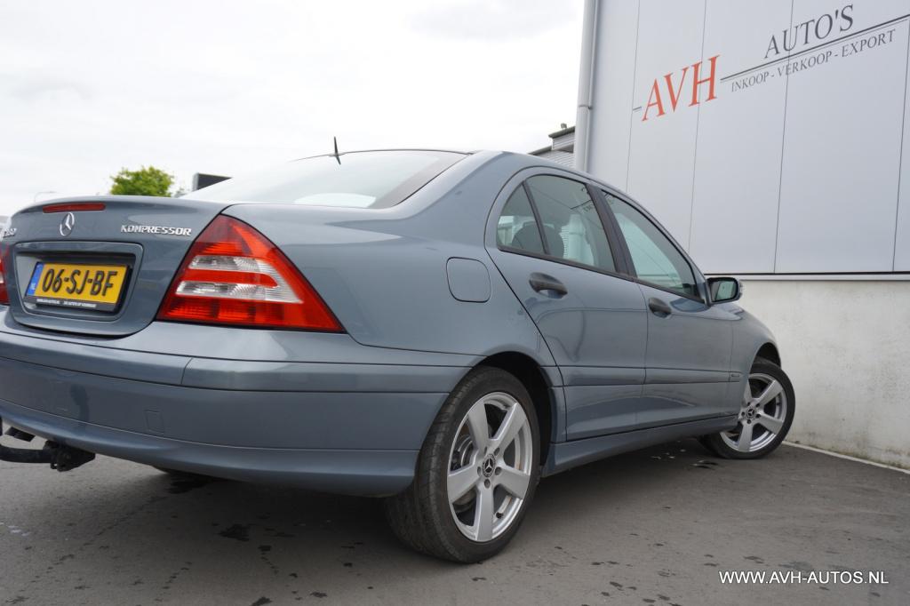 Mercedes-Benz C-Klasse 180 k. classic