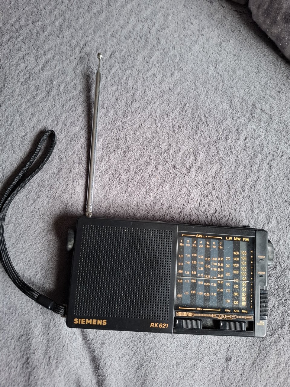Siemens RK621 10-bands wereldontvanger, 1987,