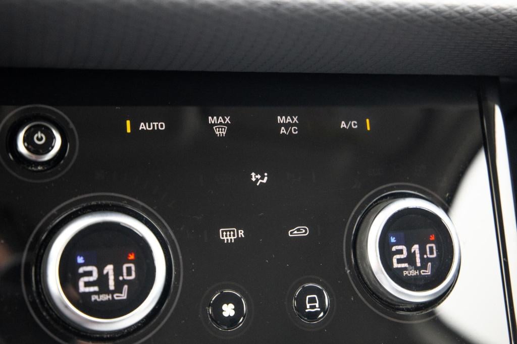 Land Rover Range Rover 1.5 p300e awd s plug in hybride / leder / adaptive c