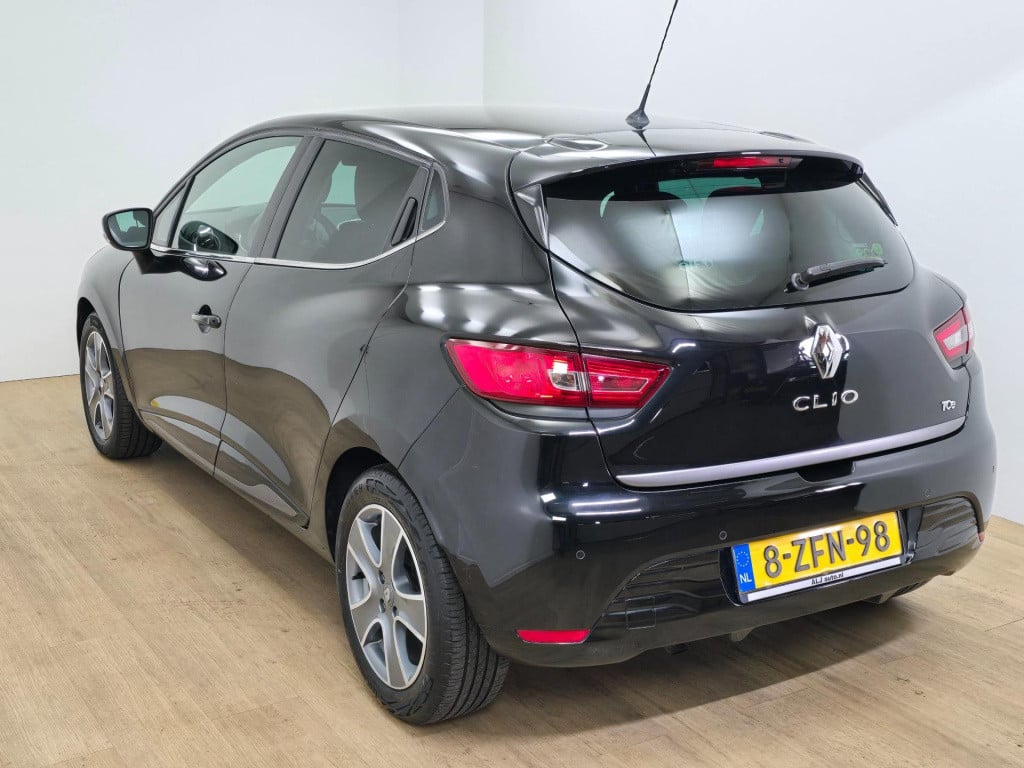 Renault Clio occasion zuinige auto en cruisecontrol | tweedehands renault c