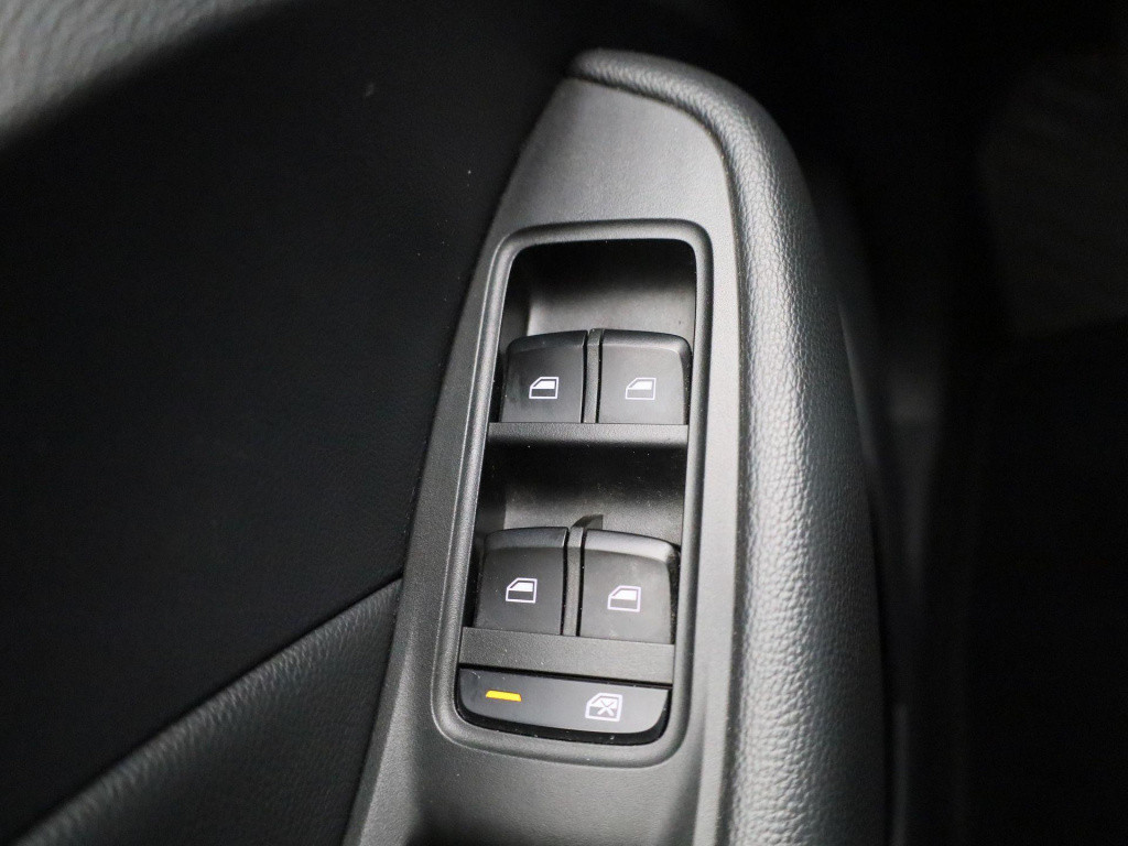 MG Zs-ev mg luxury 45 kwh aut.| panoramadak | leder | navigatie | camera | 