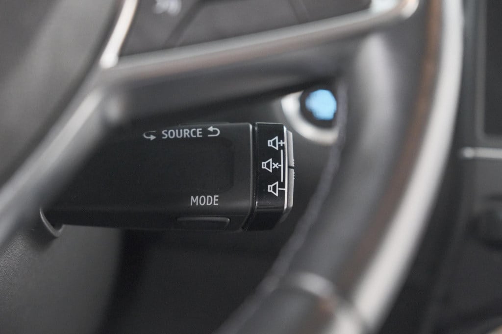 Renault Captur 1.6 e-tech plug-in hybrid 160 intens | trekhaak | camera | n