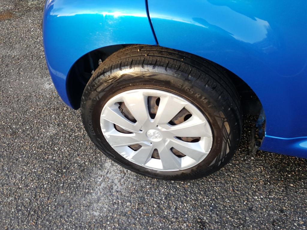 Peugeot 107 1.0 68pk 5d access pack accent airco | lage km-stand! | radio &