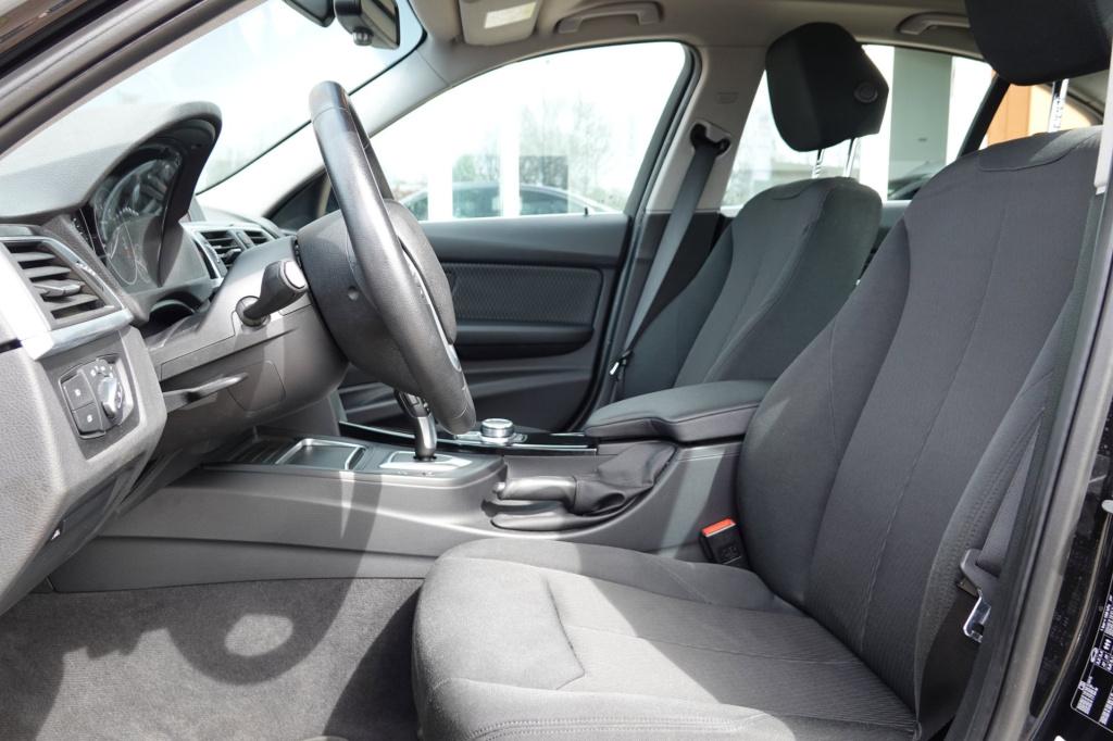 BMW 3-serie 320i executive