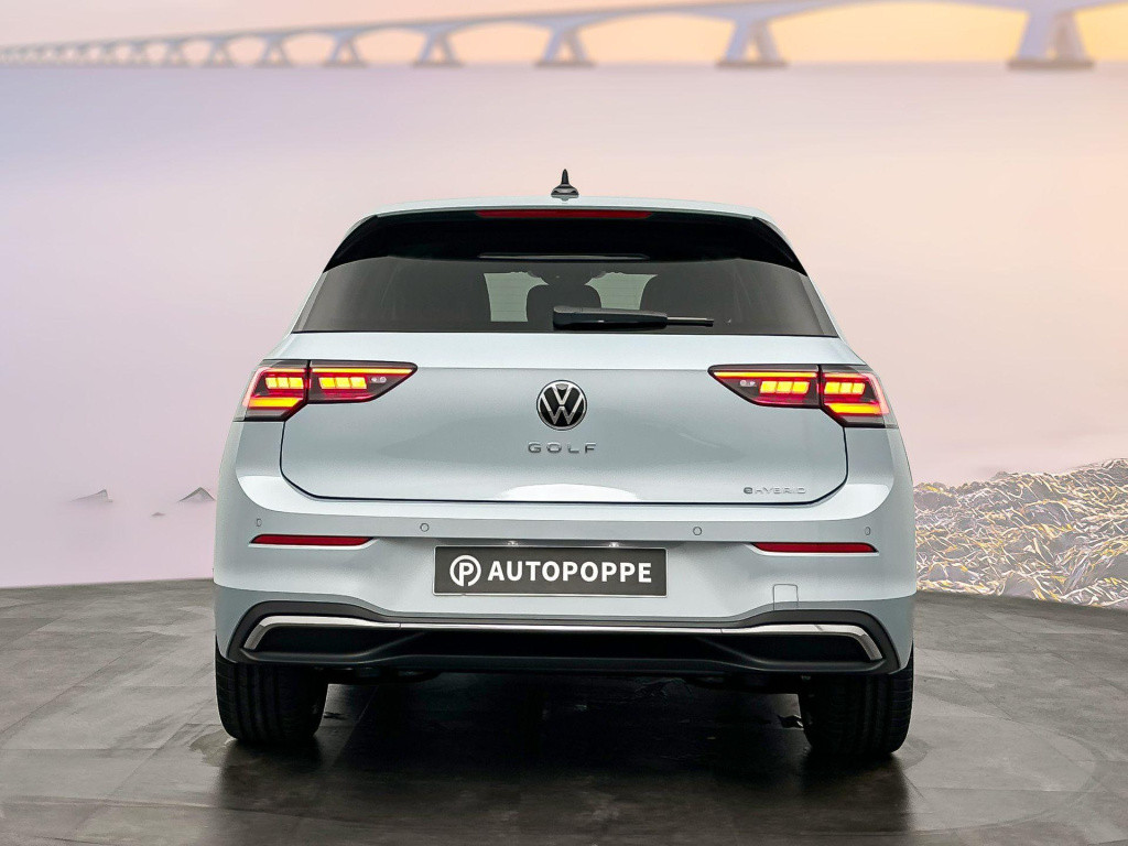 Volkswagen Golf style edition 1.5 ehybrid 150 kw / 204 pk hatchbac