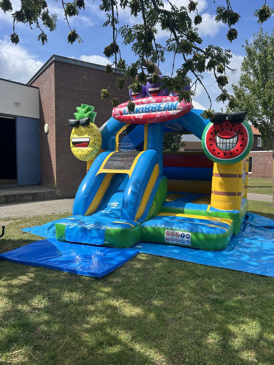 Te huur springkussen🎉🥳