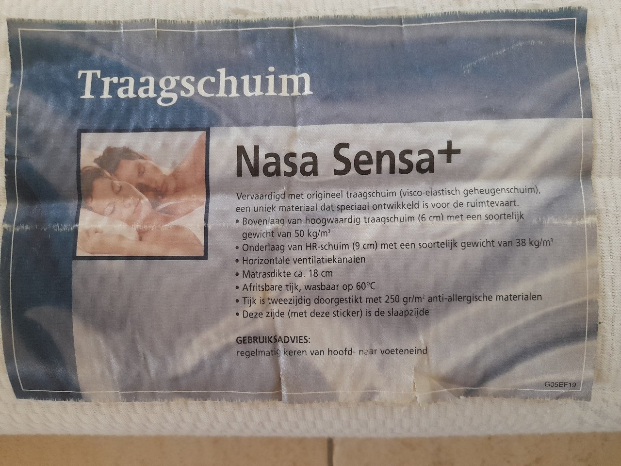 Traagschuim Matras 90 x 200x 18 (in goede staat )