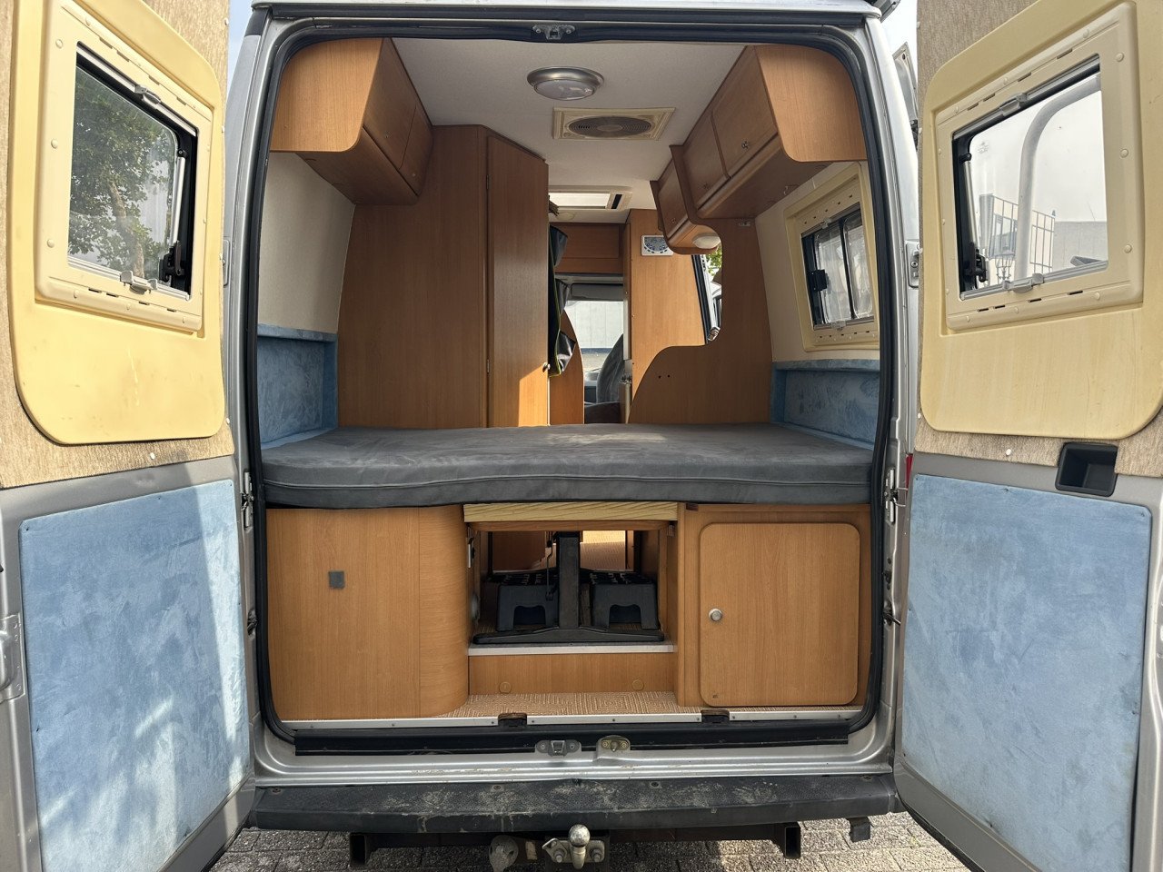 4 persoons Fiat Ducato Trigano Eurocamp buscamper. garantie, jaar apk
