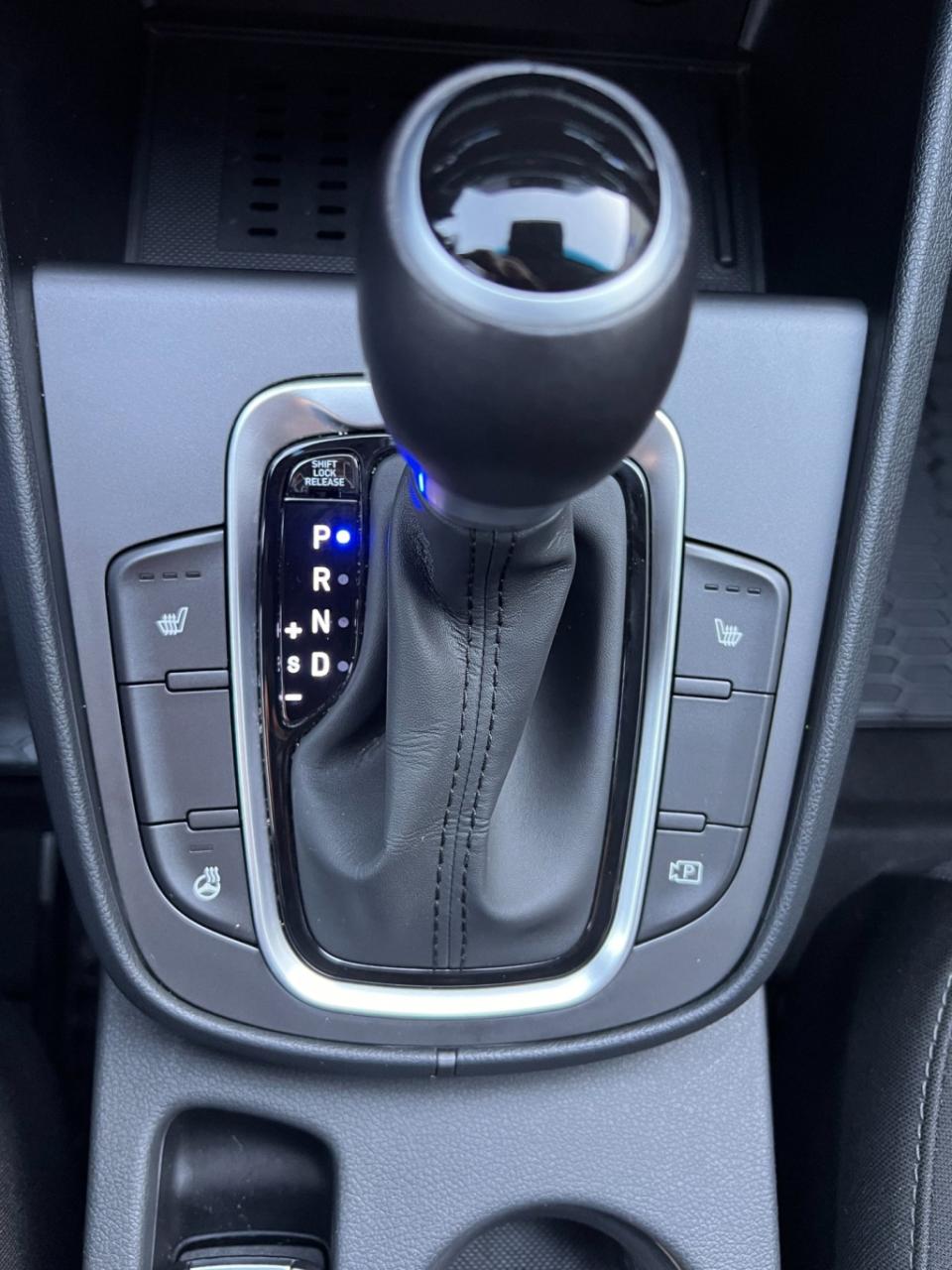 Hyundai Kona 1.6 gdi hev fashion design sky, afn. trekhaak, div. extra's