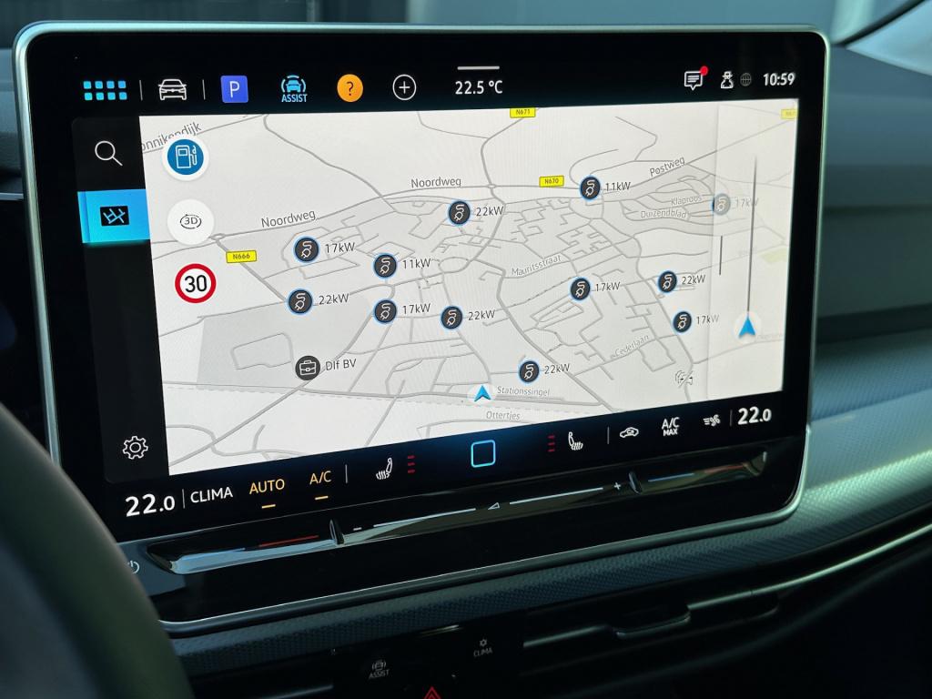 Volkswagen Golf 1.5 tsi 150pk goal | trekhaak | camera | dode hoek | rijkla