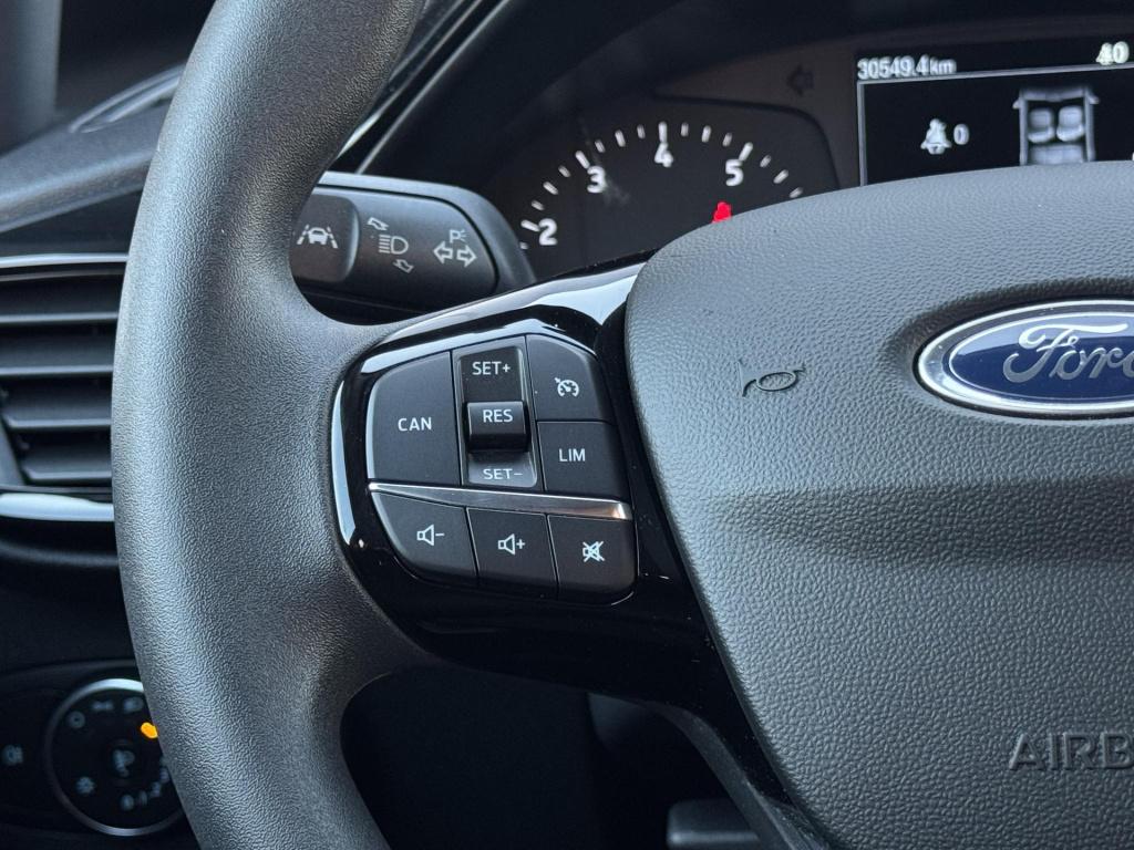 Ford Fiesta 1.0 ecoboost connected nl-auto, groot navischerm!