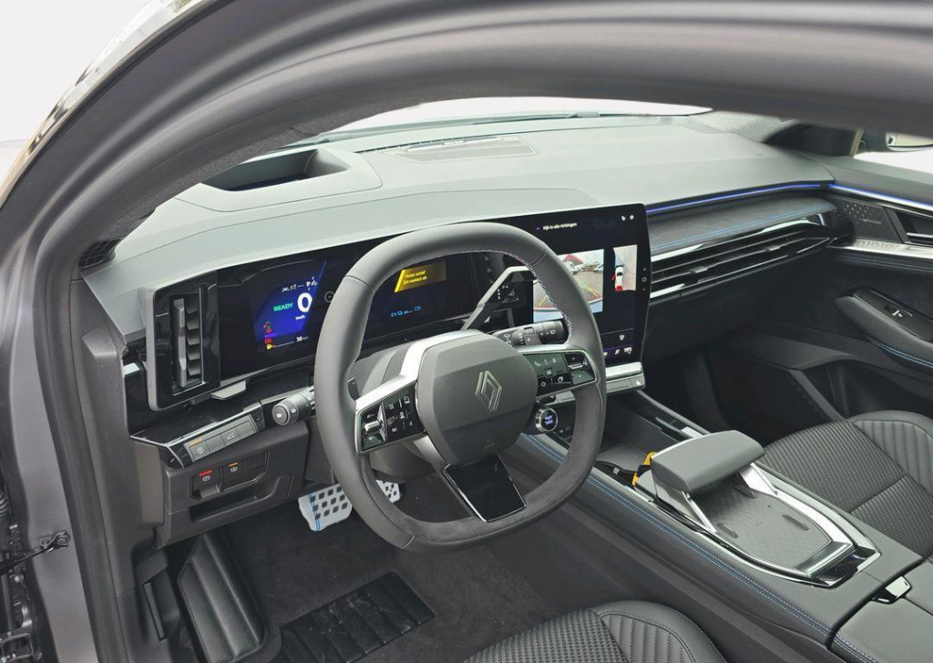 Renault Austral 1.2 e-tech full hybrid 200 iconic esprit alpine - nieuw mod
