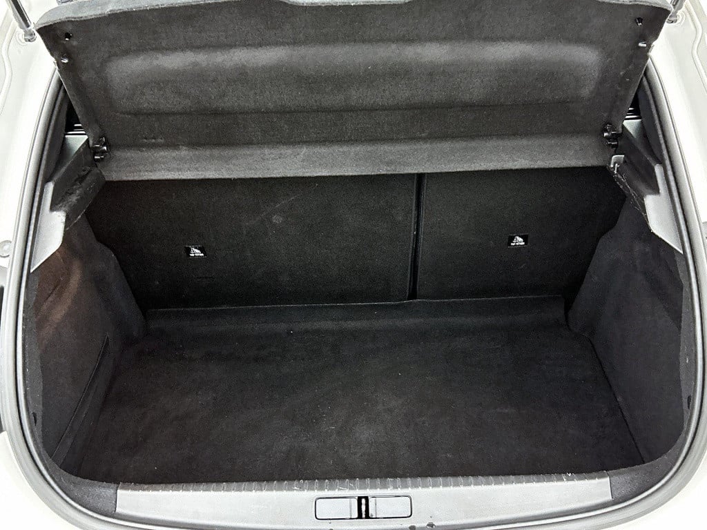 Peugeot 208 1.2 puretech active pack | apple carplay / android auto | cruis