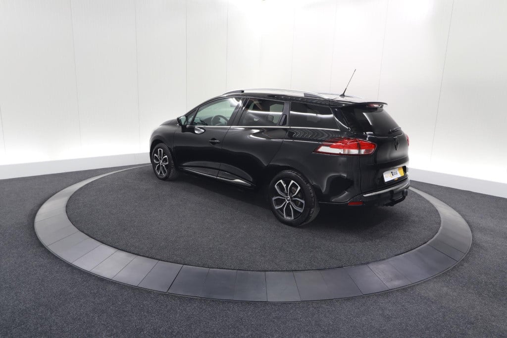 Renault Clio estate tce 90 intens | trekhaak | navigatie | parkeersensoren 