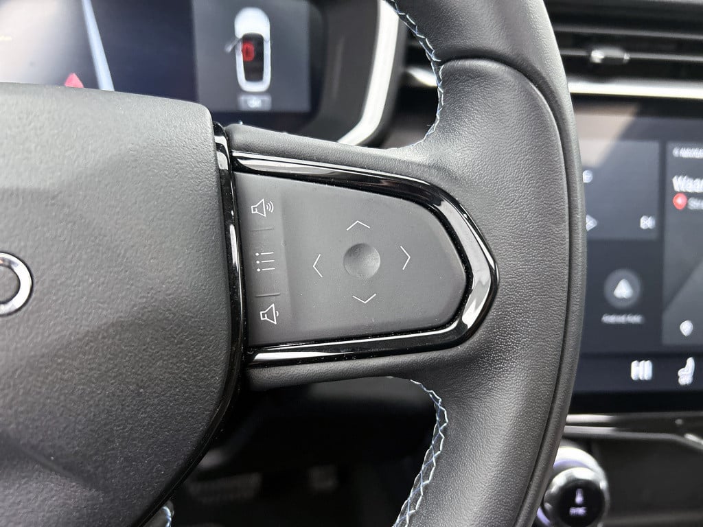 Lynk & Co 01 1.5 phev | panoramadak