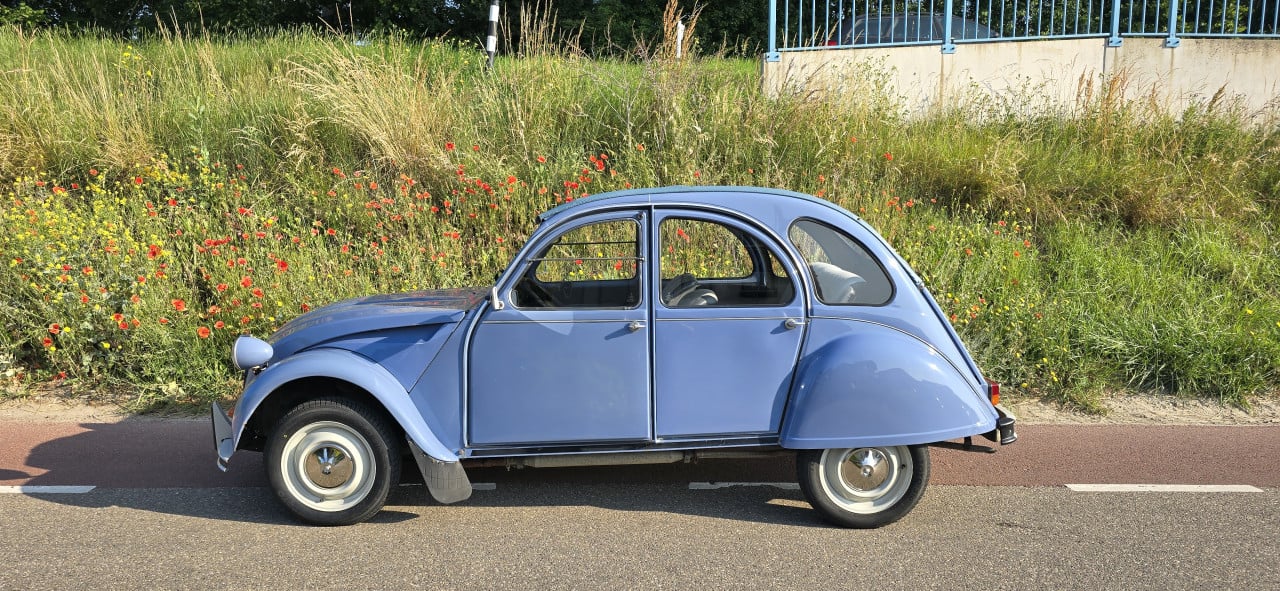 Citroën 2CV6 Club – 1989 – Mooie blauwe klassieker (APK t/m 07/2026)