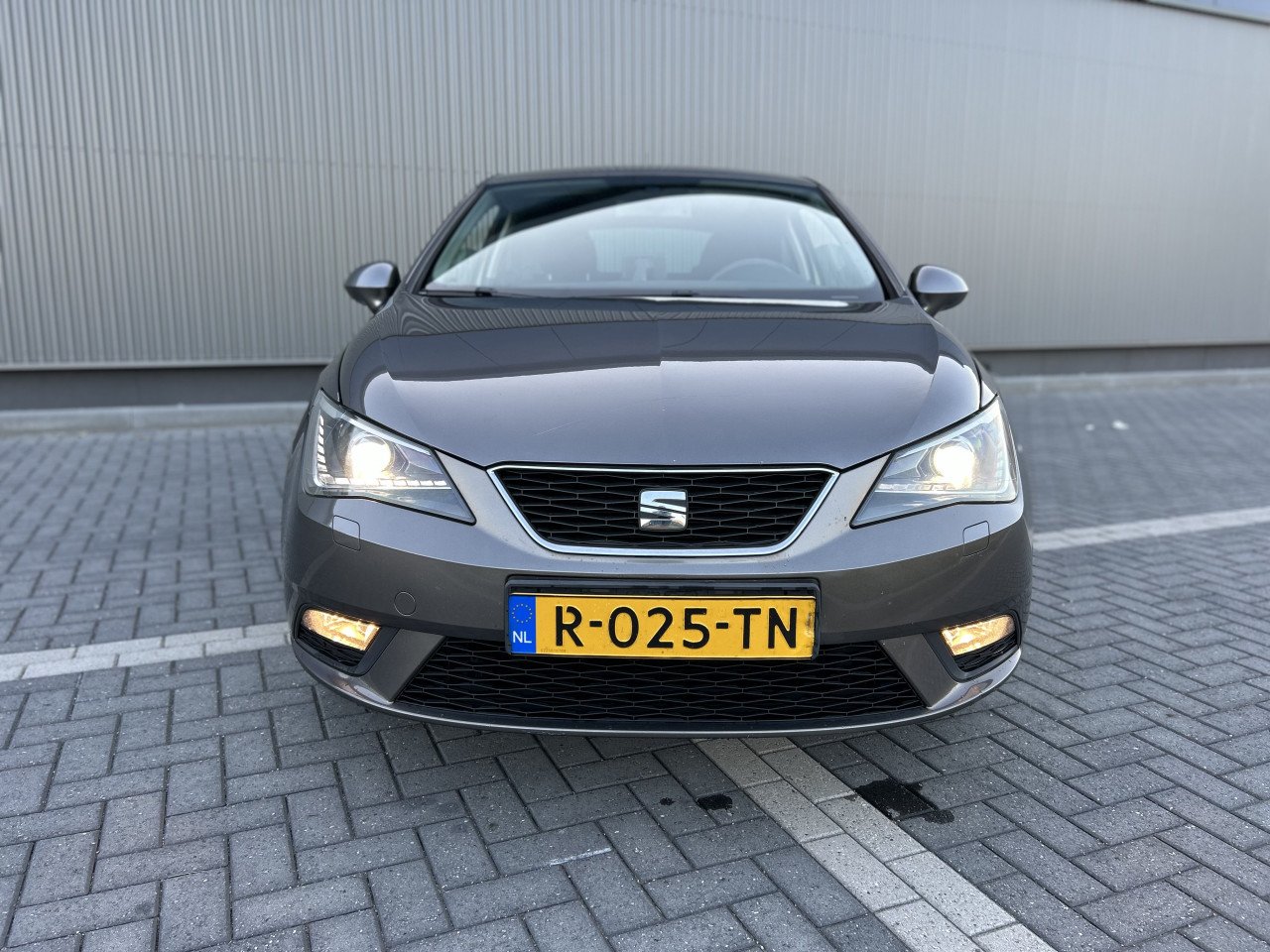 Seat Ibiza 1.2 TSI Style/XENON/CRUISE CONTR/APK