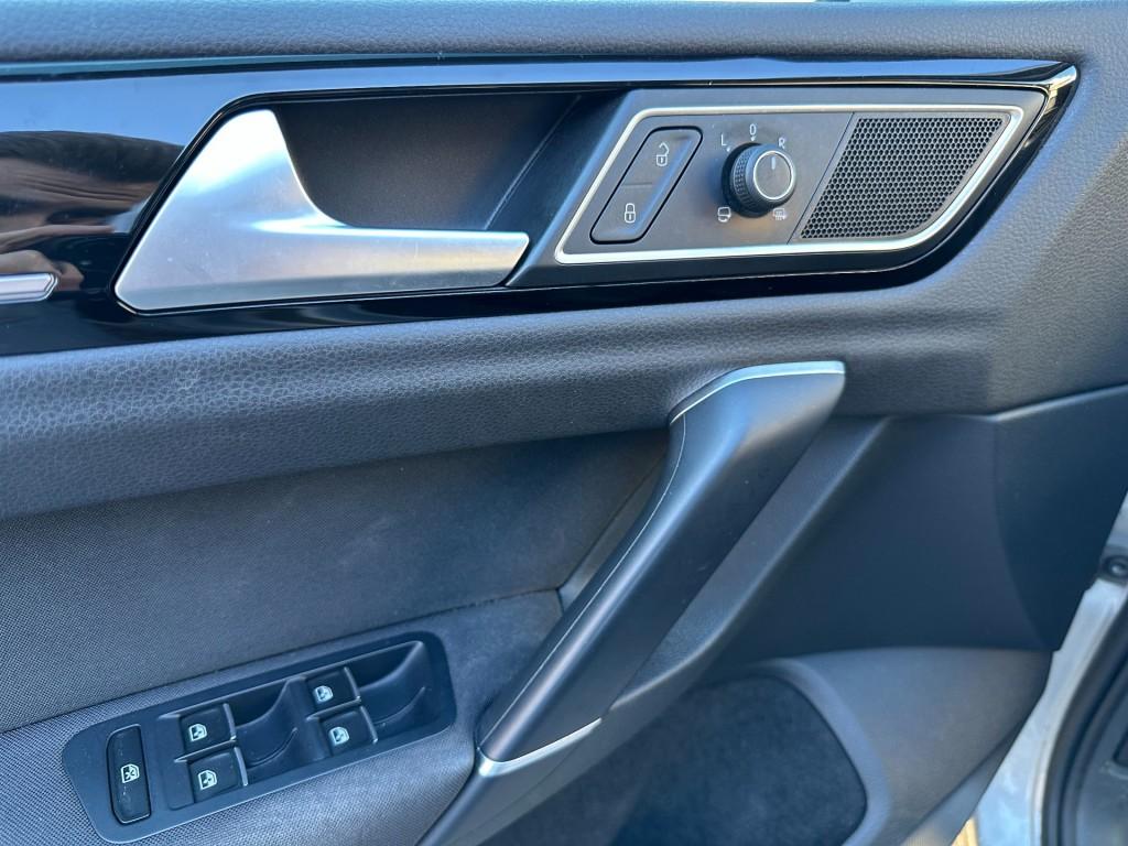 Volkswagen Golf Sportsvan 1.4 tsi highline trekhaak camera xenon dab+