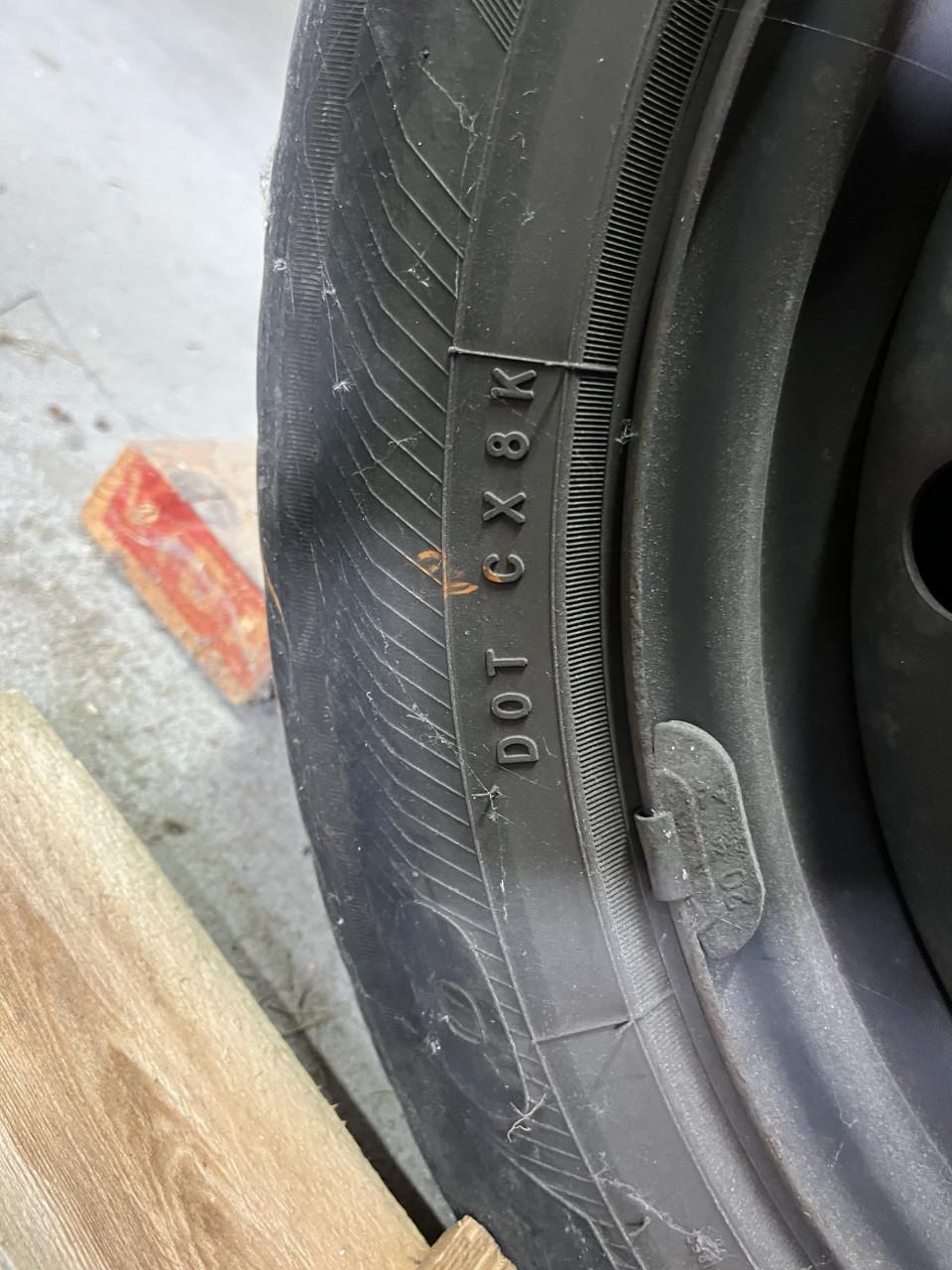 Te Koop: 4 stalen velgen 7.5Jx16 ET55 5x108 + bouten